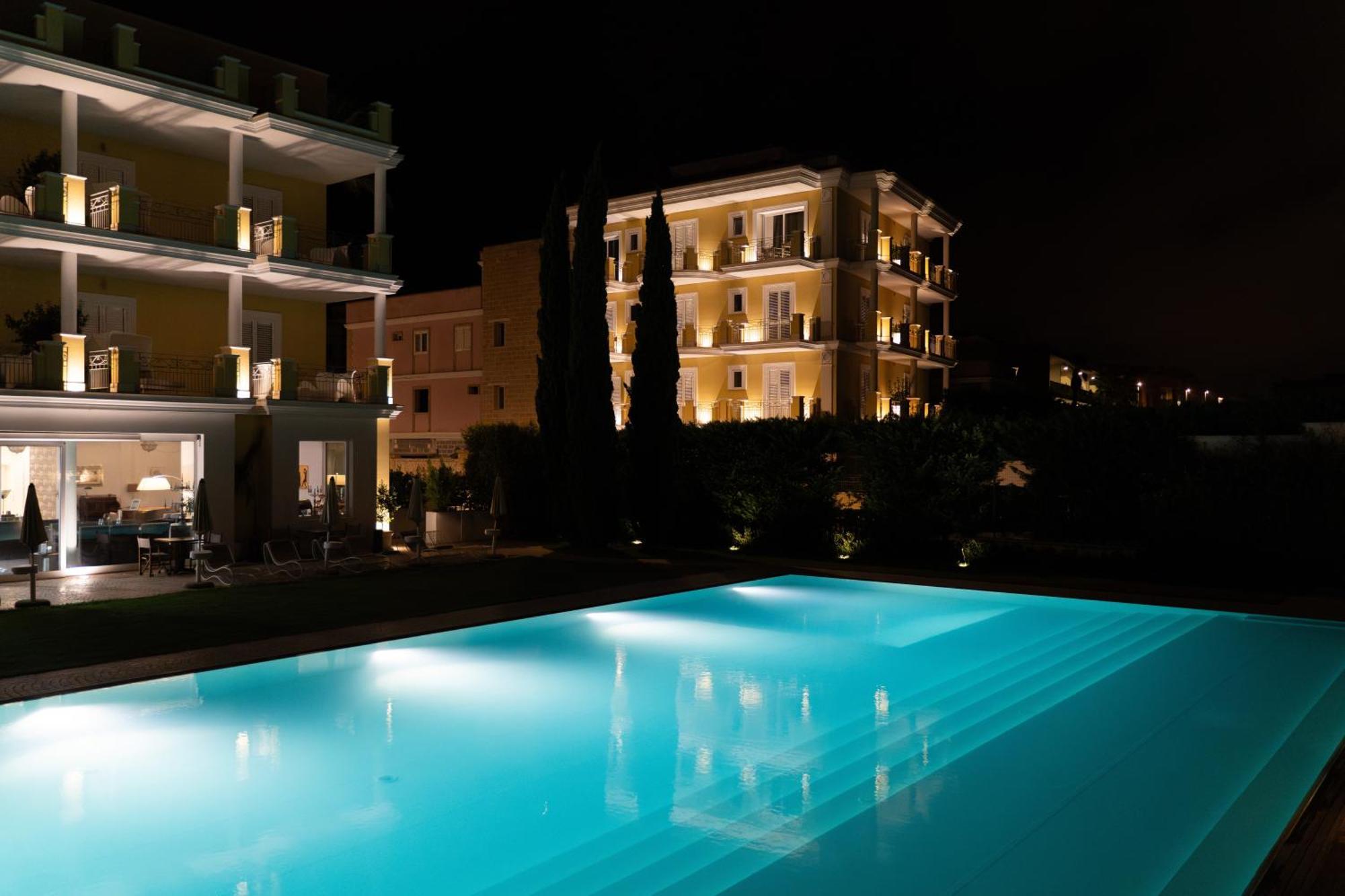 Victoria Palace Hotel&Zen Wellness Gallipoli Esterno foto